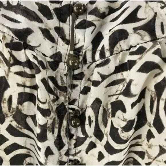 Banana Republic Cami Top Button Front Spaghetti Strap Beige Print XS Minimalist - Picture 5 of 9